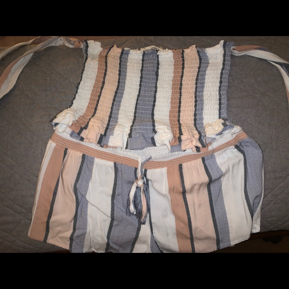 2 piece outfit. Top with matching shorts.